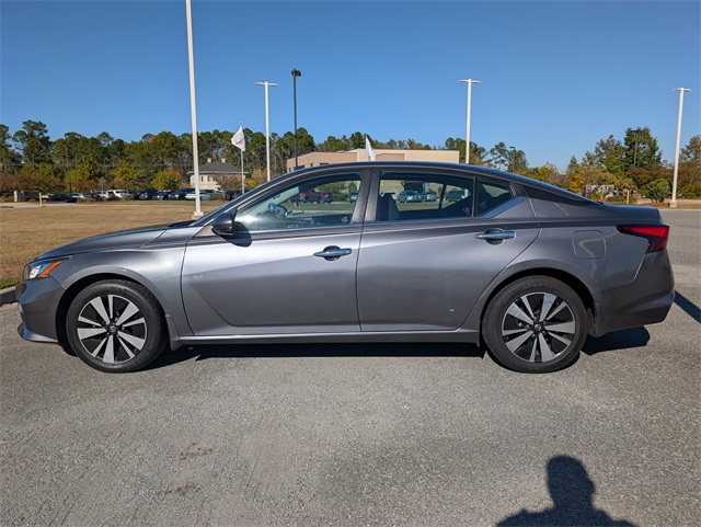 2021 Nissan Altima 2.5 SV photo 4