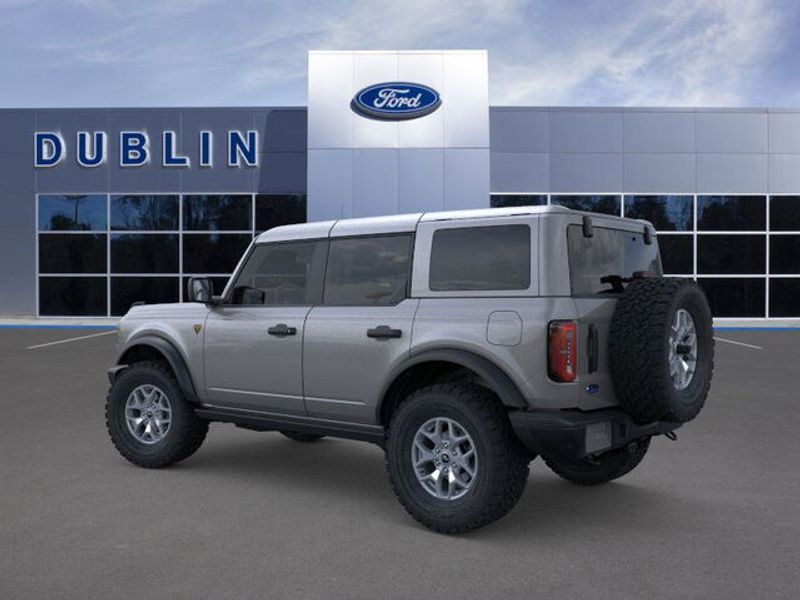 2025 Ford Bronco Badlands photo 4
