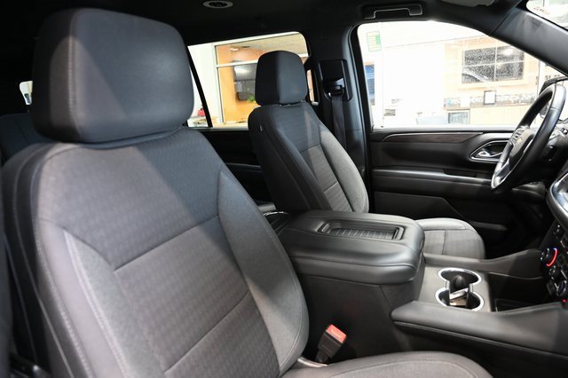 2023 Chevrolet Suburban LS photo 8