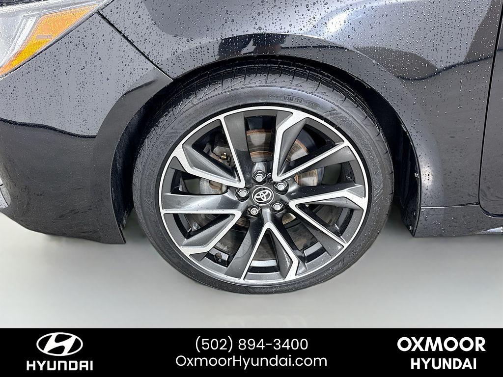 2019 Toyota Corolla XSE photo 23