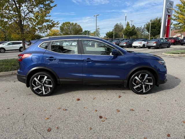 2022 Nissan Rogue Sport SL photo 3