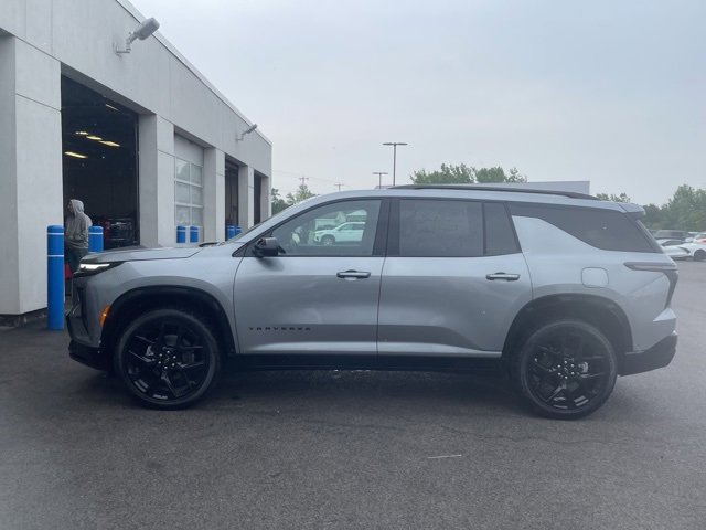 2025 Chevrolet Traverse RS photo 4