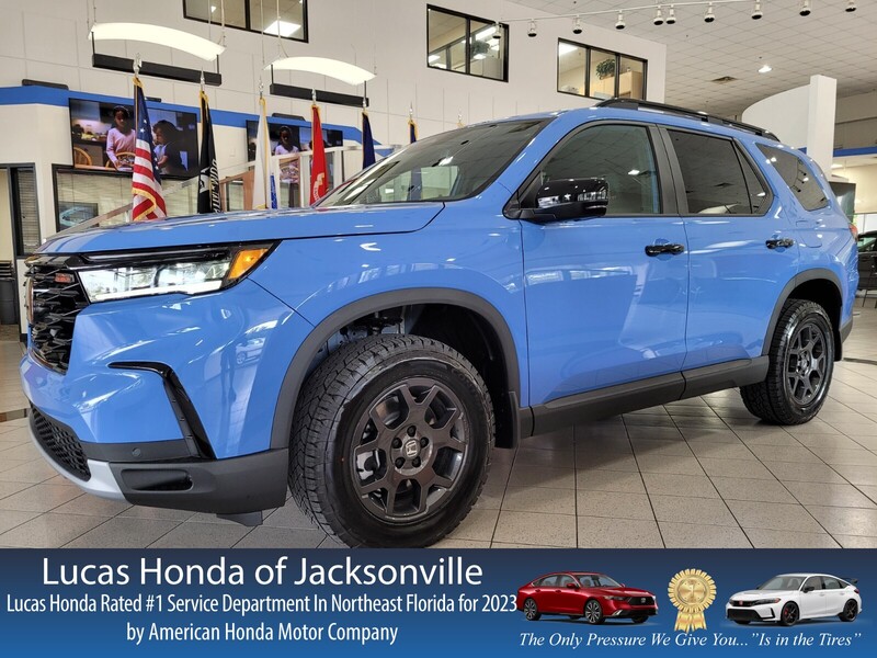 2025 Honda Pilot TrailSport's photo