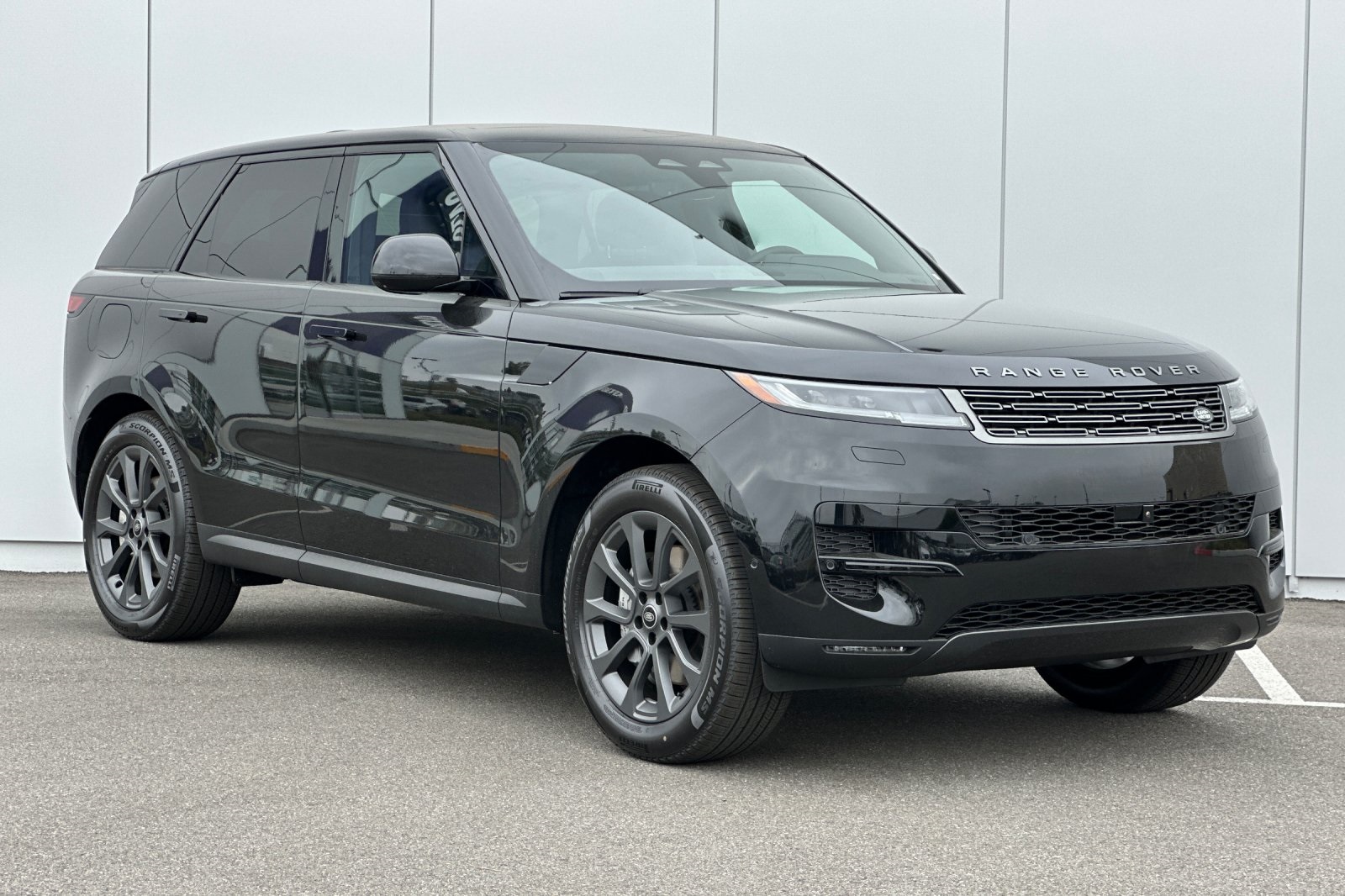 2025 Land Rover Range Rover Sport P360 S photo 21