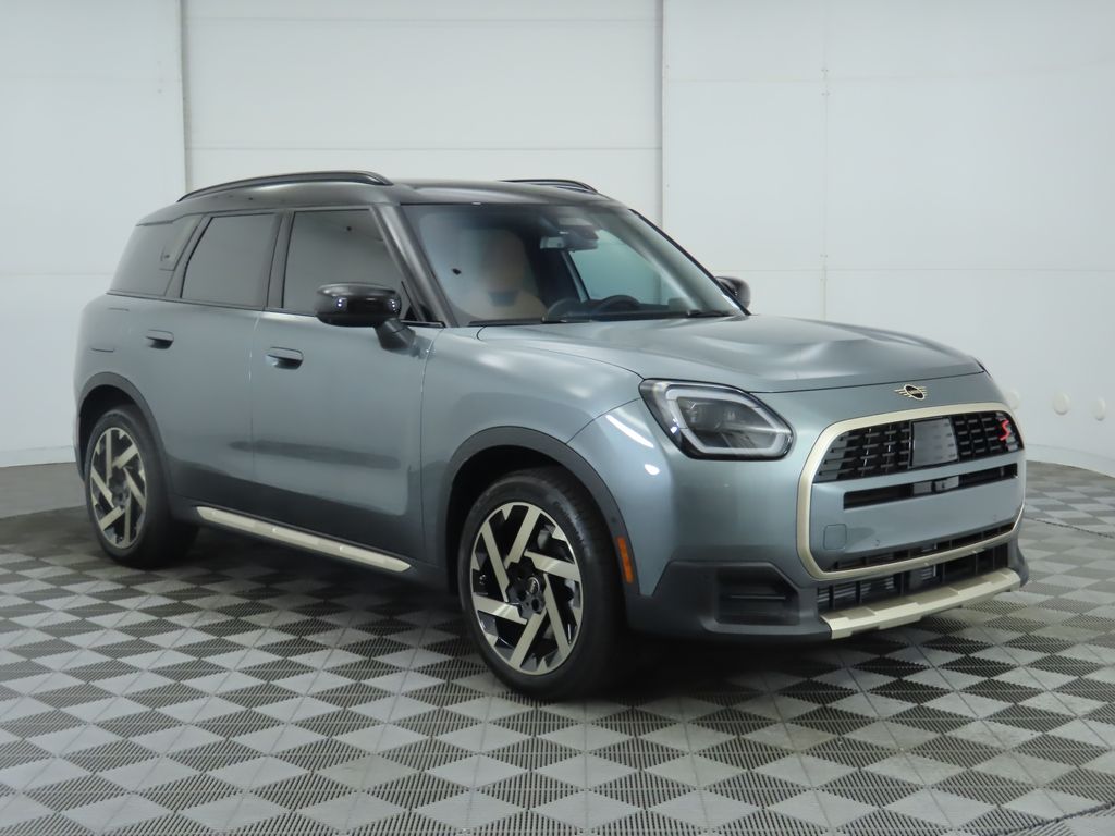 2025 Mini Countryman S ALL4 Iconic photo 3