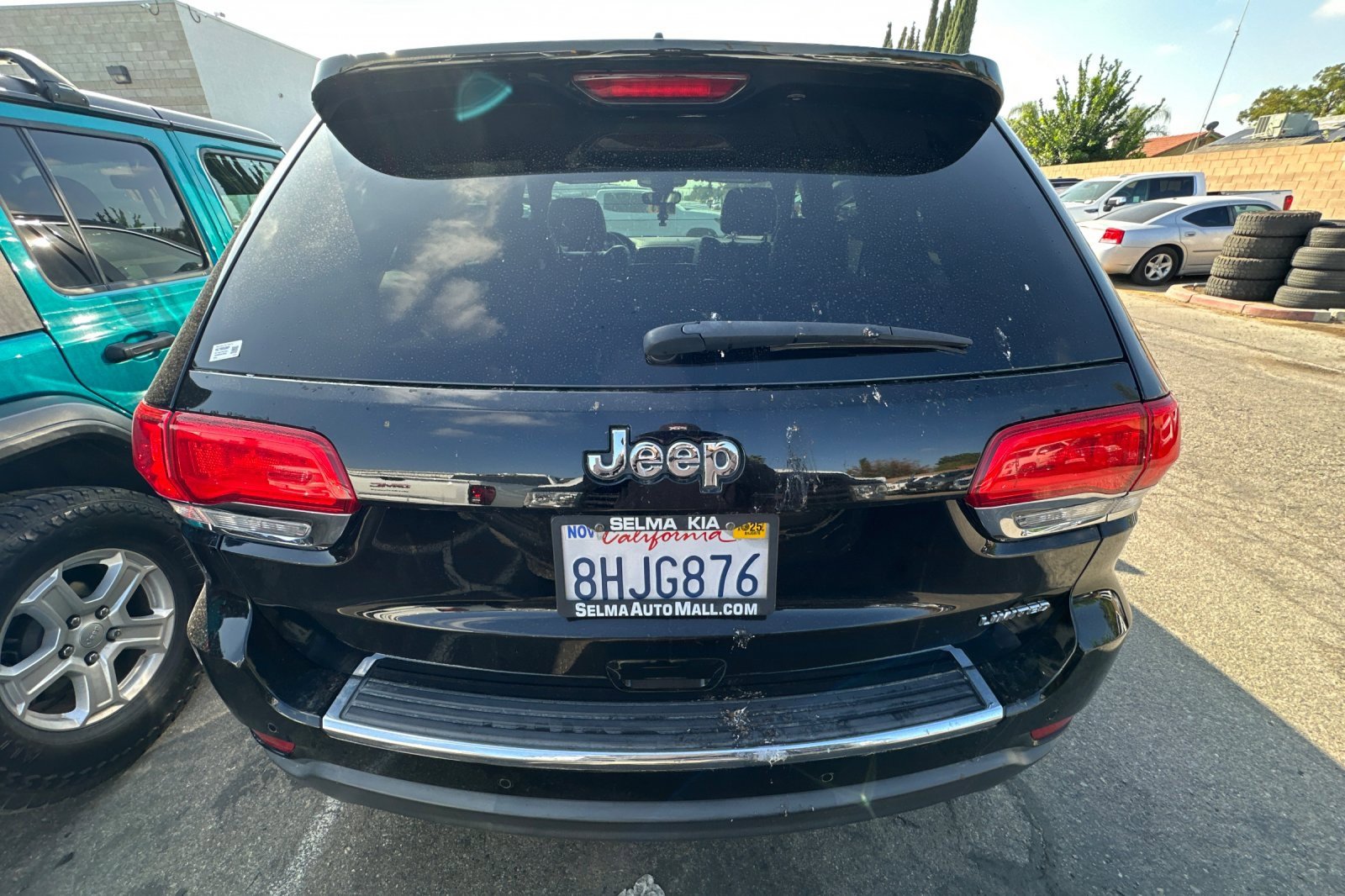 2017 Jeep Grand Cherokee Limited photo 2