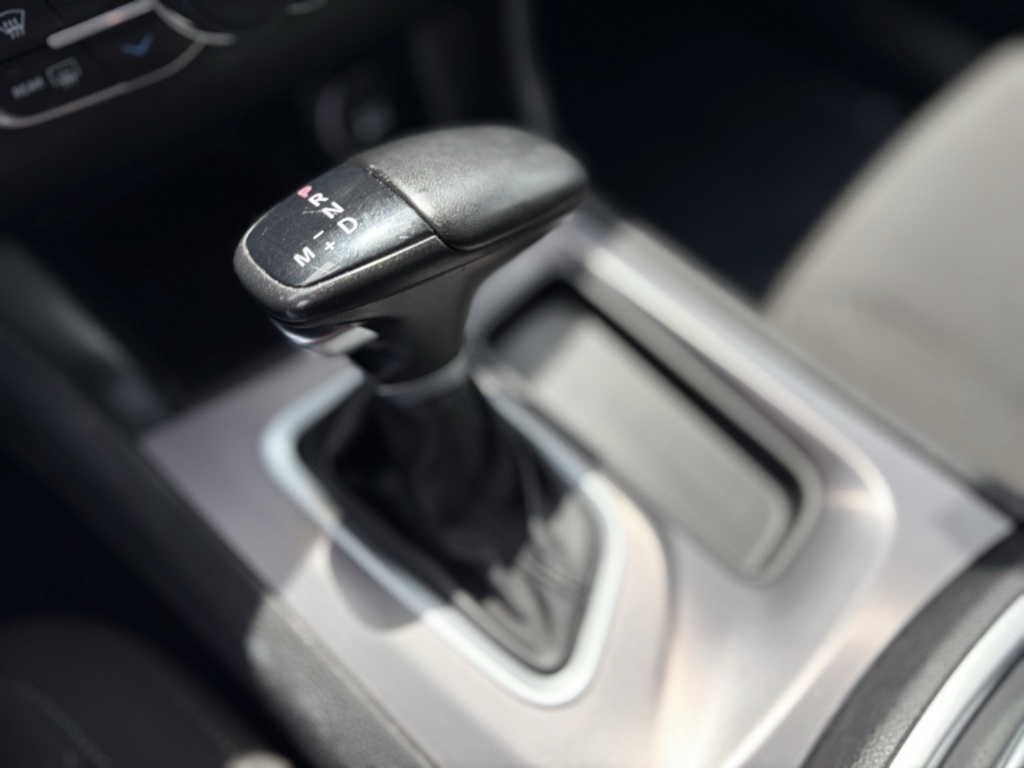 2023 Dodge Charger SXT photo 14
