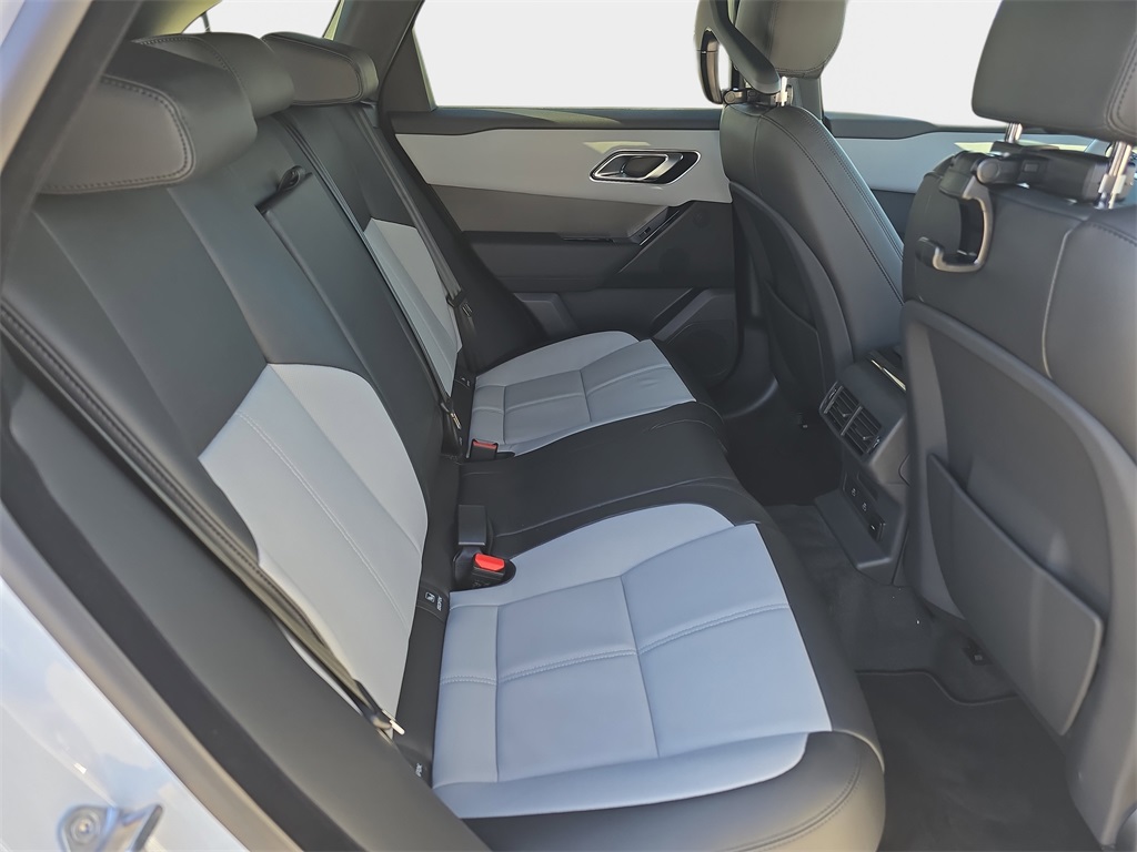2026 Land Rover Range Rover Velar S photo 8