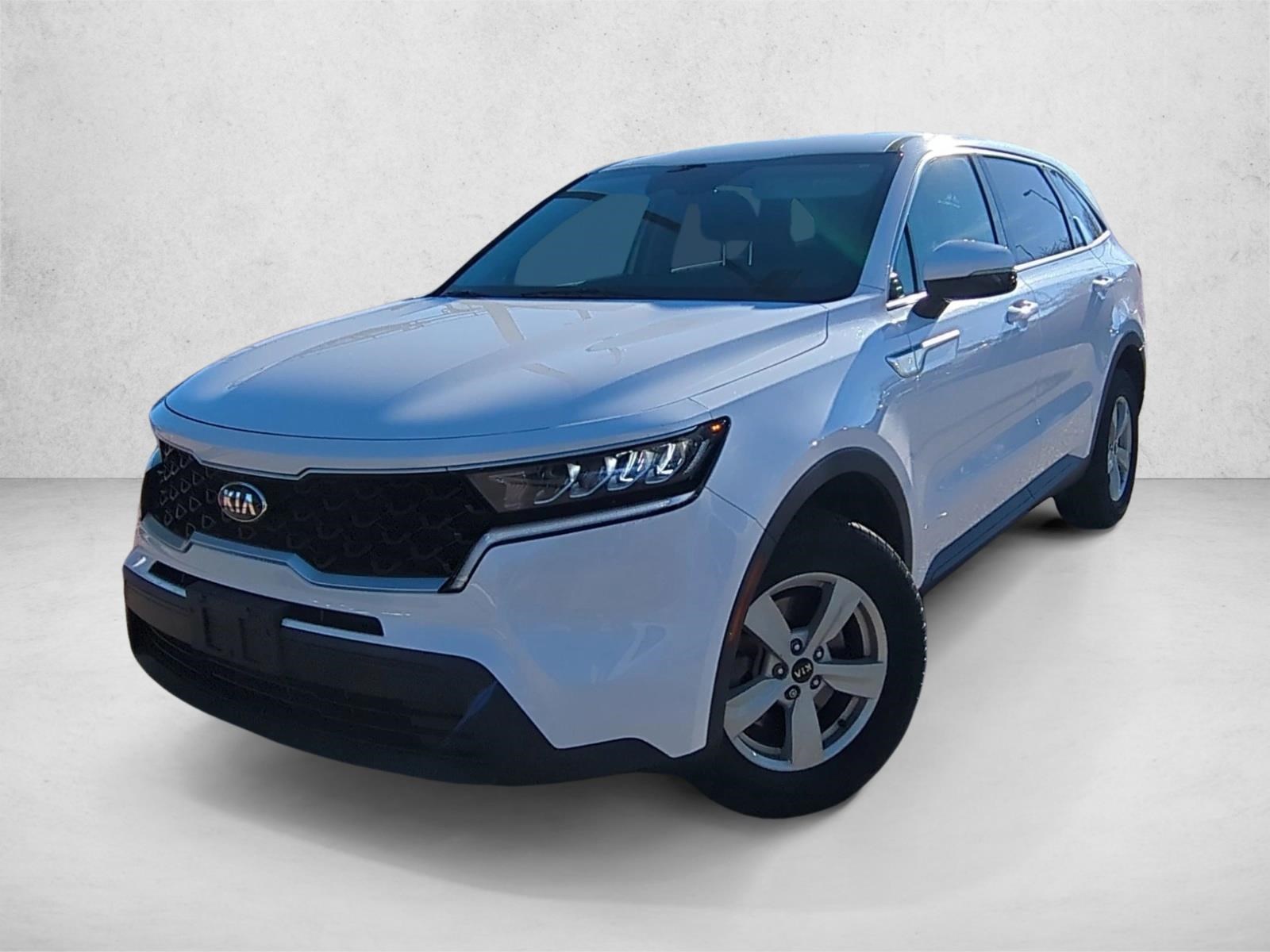 2021 Kia Sorento LX's photo