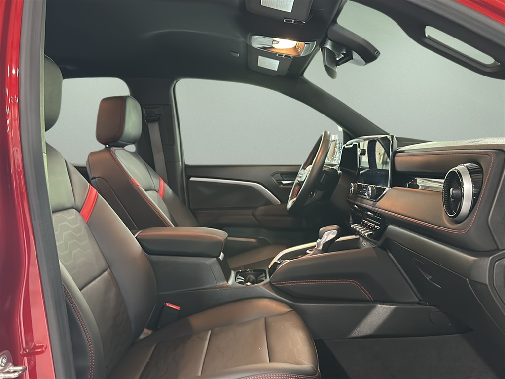 2024 Chevrolet Colorado Z71 photo 18