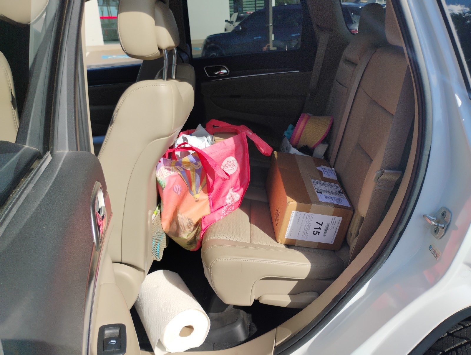 Used 2014 Bright White Clearcoat Jeep Limited image 24