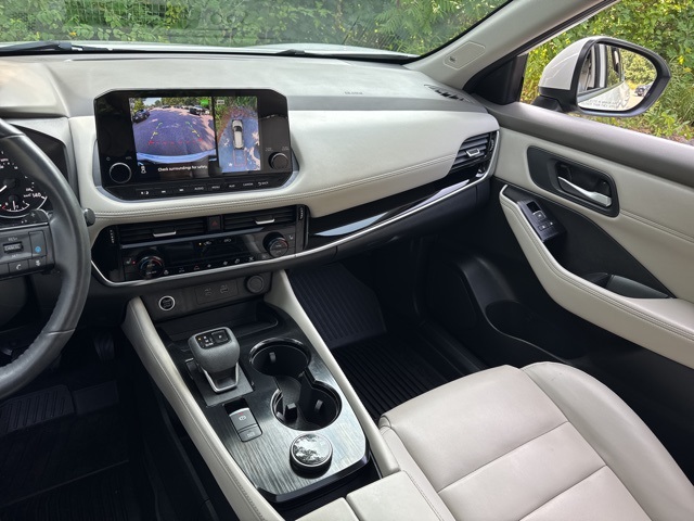 2023 Nissan Rogue SL photo 29