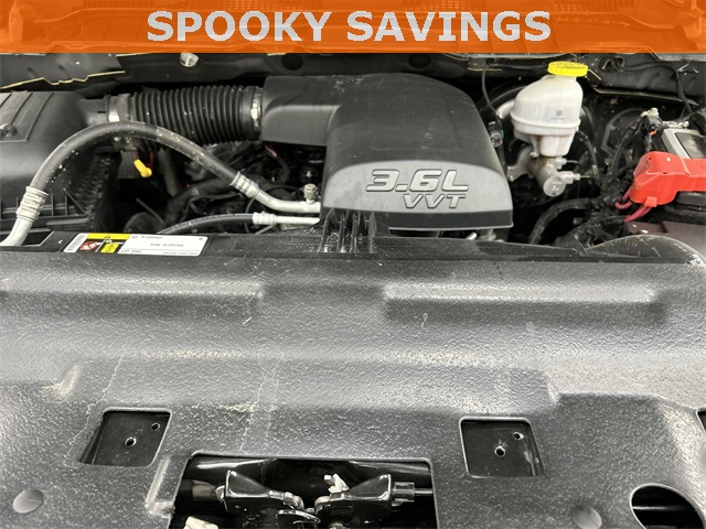 2024 Ram 1500 Classic Warlock photo 6