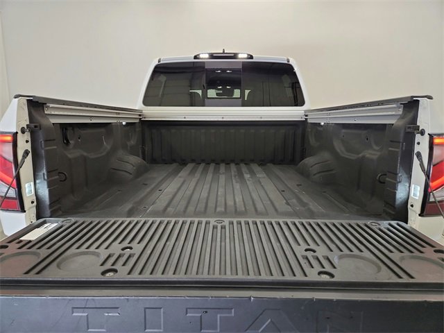 2023 Nissan Titan PRO-4X photo 31