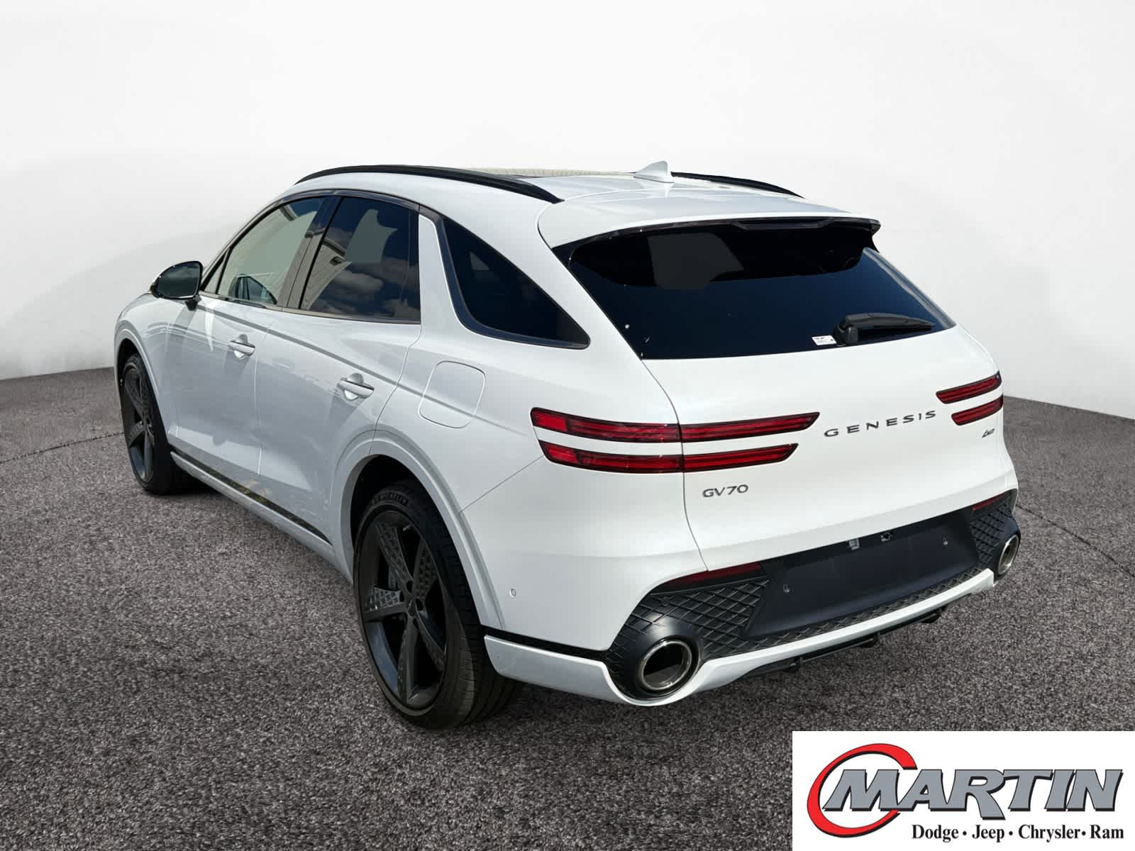 2024 Genesis GV70 2.5T photo 3