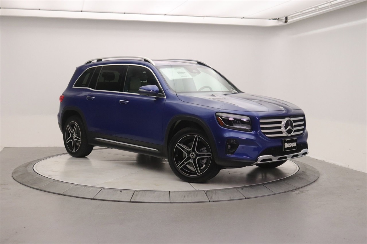 2026 Mercedes-Benz GLB GLB 250's photo