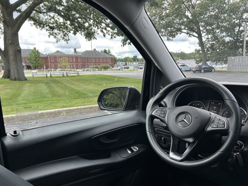 2023 Mercedes Benz Metris Passenger Van photo 12