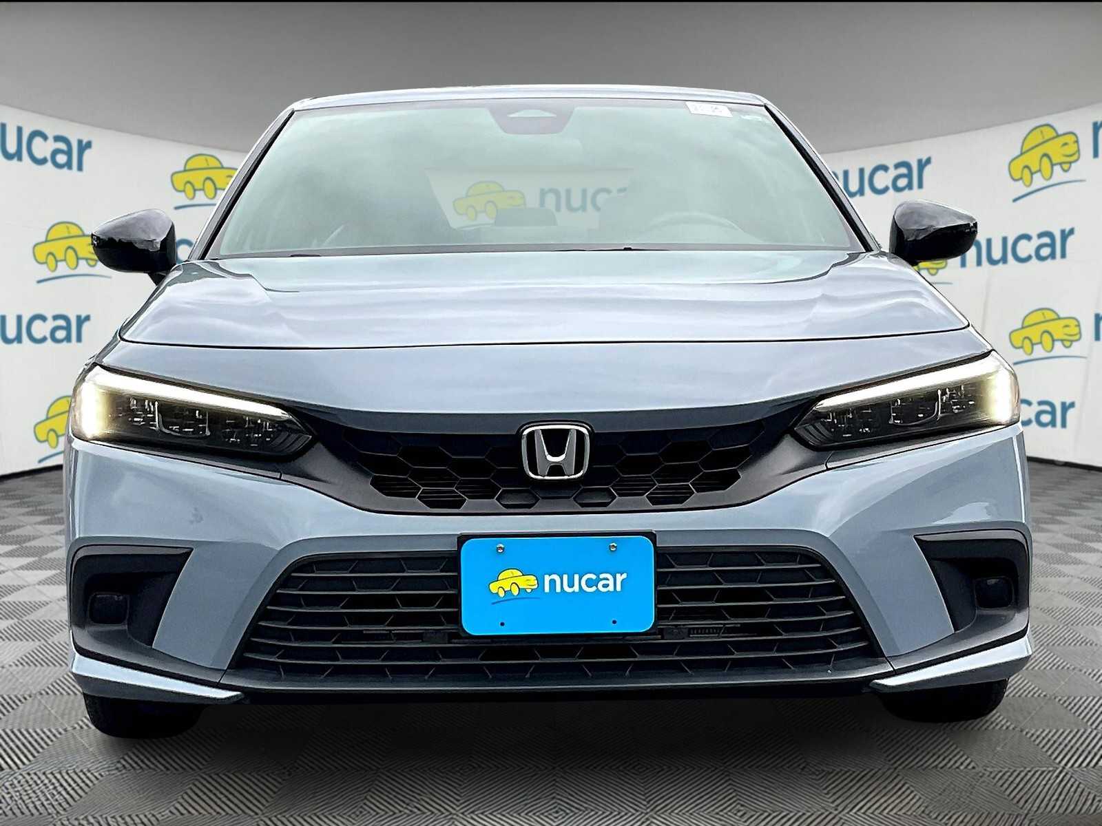 2022 Honda Civic Hatchback Sport photo 2