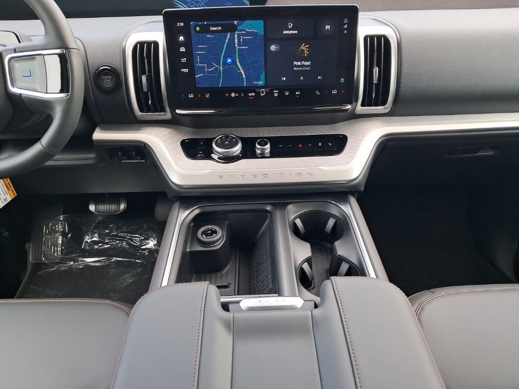 2025 Ford Expedition MAX photo 15