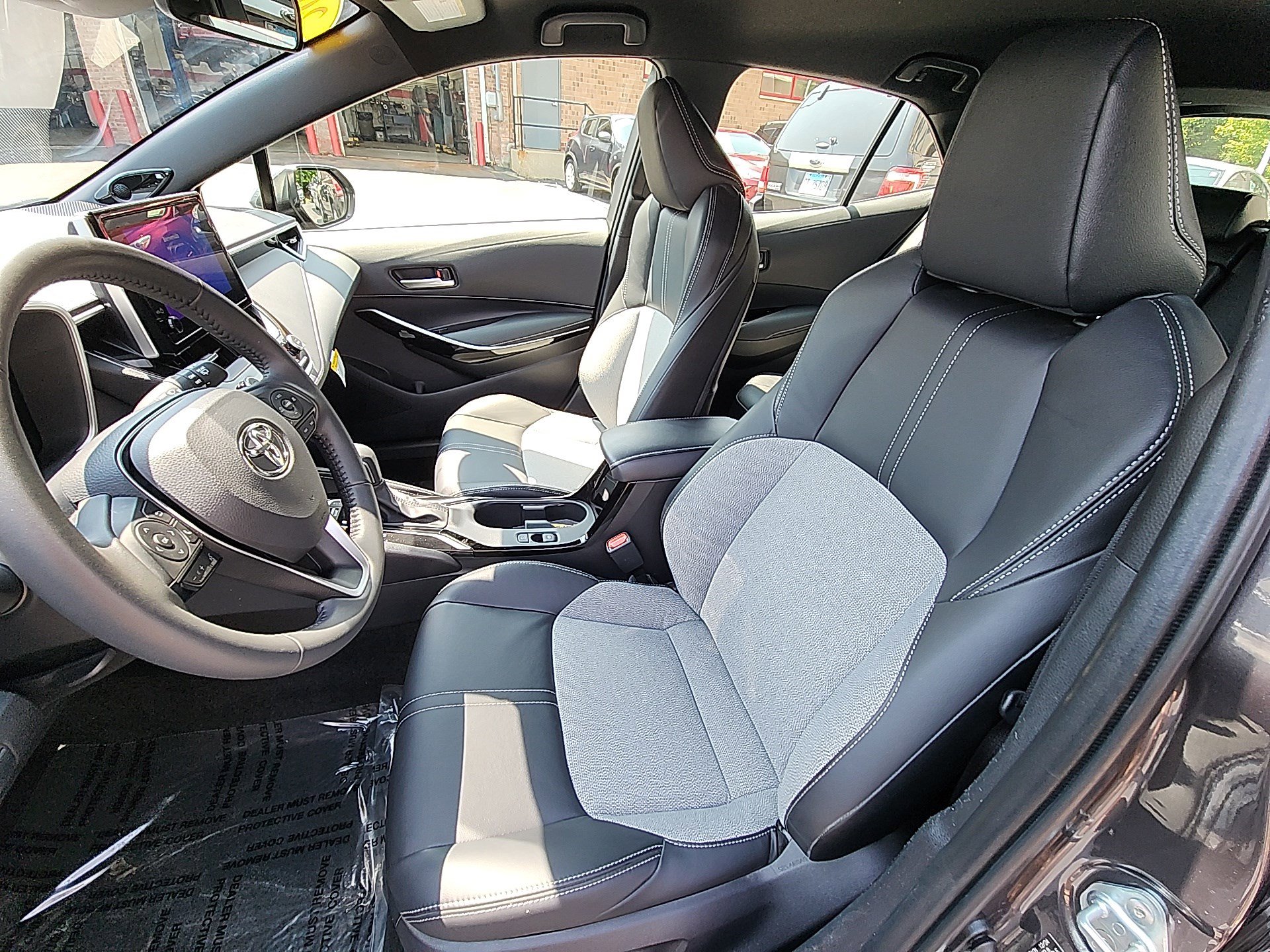 2025 Toyota Corolla XSE photo 20
