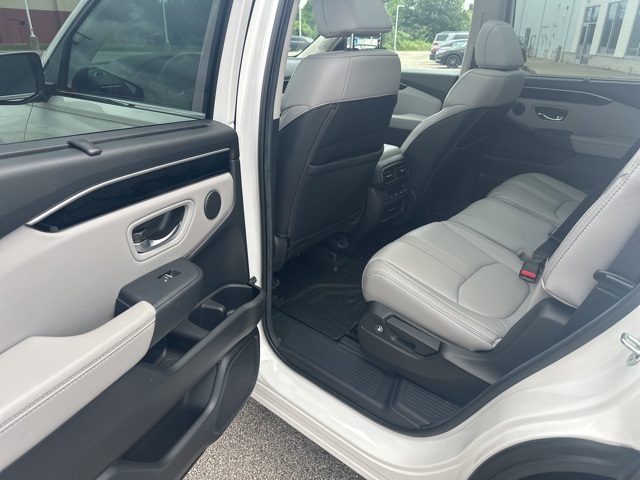 2024 Honda Pilot Touring photo 11