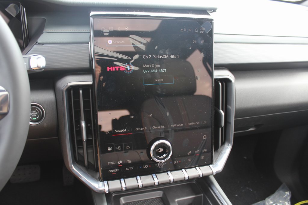 2026 Gmc Acadia AT4 photo 13