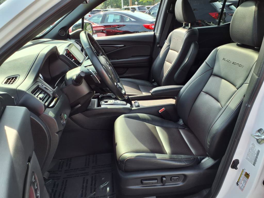 2023 Honda Ridgeline Black Edition photo 4