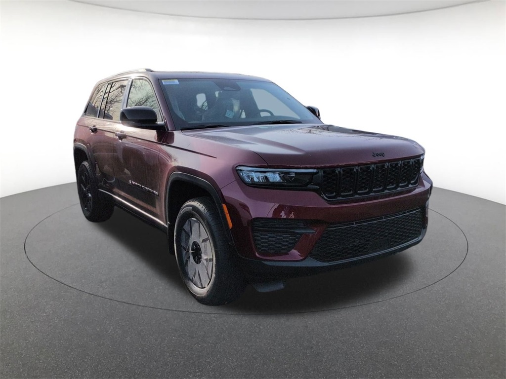2025 Jeep Grand Cherokee Altitude's photo