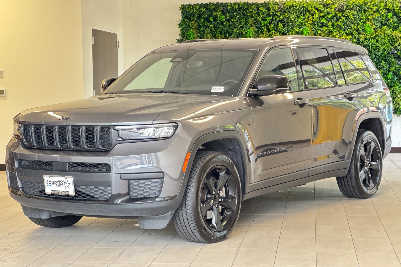 2023 Jeep Grand Cherokee Altitude photo 6