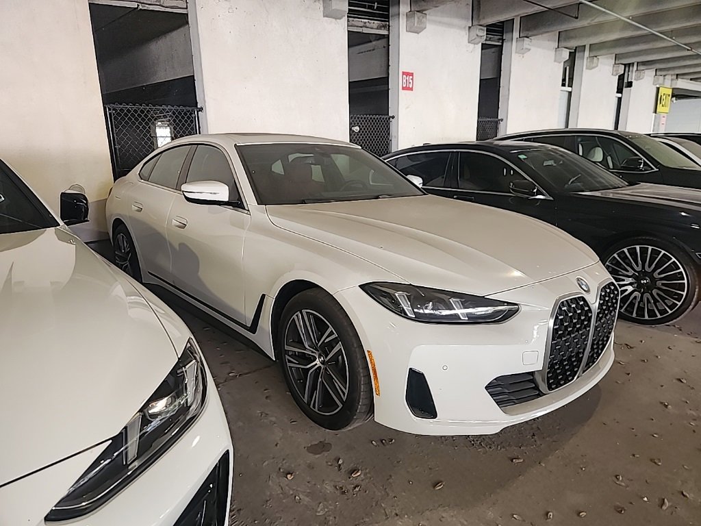 2025 BMW 4 Series 430i's photo