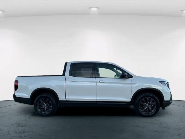 2023 Honda Ridgeline Sport photo 6