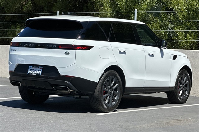 2023 Land Rover Range Rover Sport SE photo 5