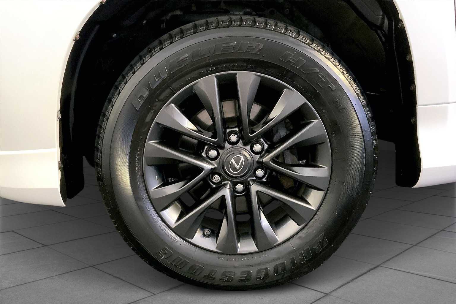 2021 Lexus GX 460 Premium photo 8