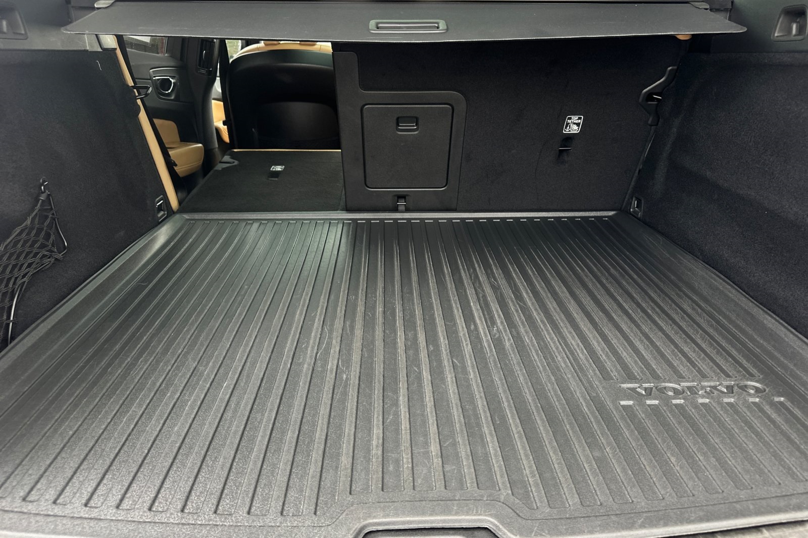 2023 Volvo XC60 B5 Ultimate photo 14