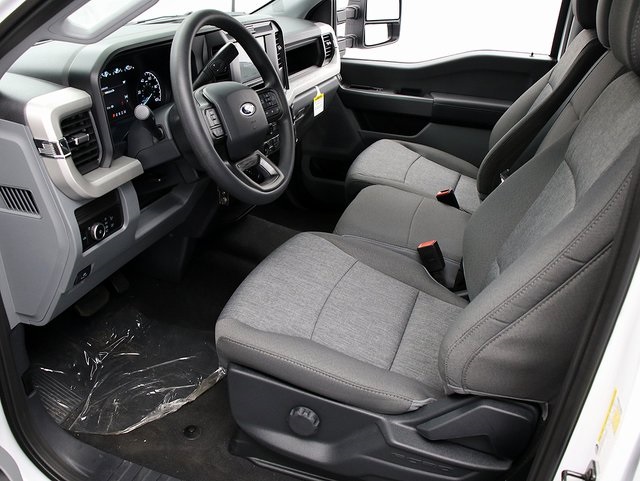 2026 Ford F-250 XL photo 11