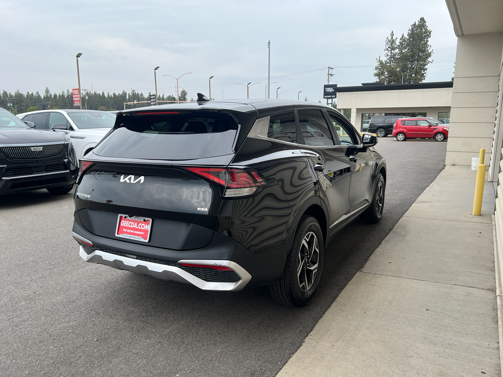2024 Kia Sportage LX photo 4