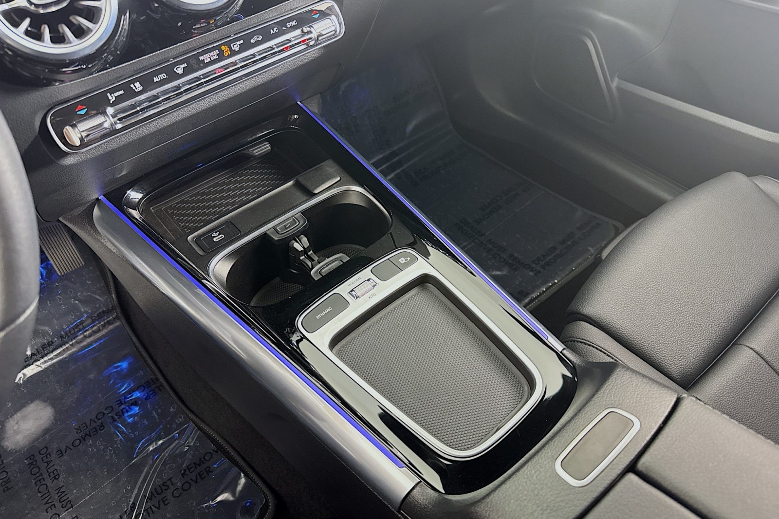 2025 Mercedes Benz GLA 250 photo 5