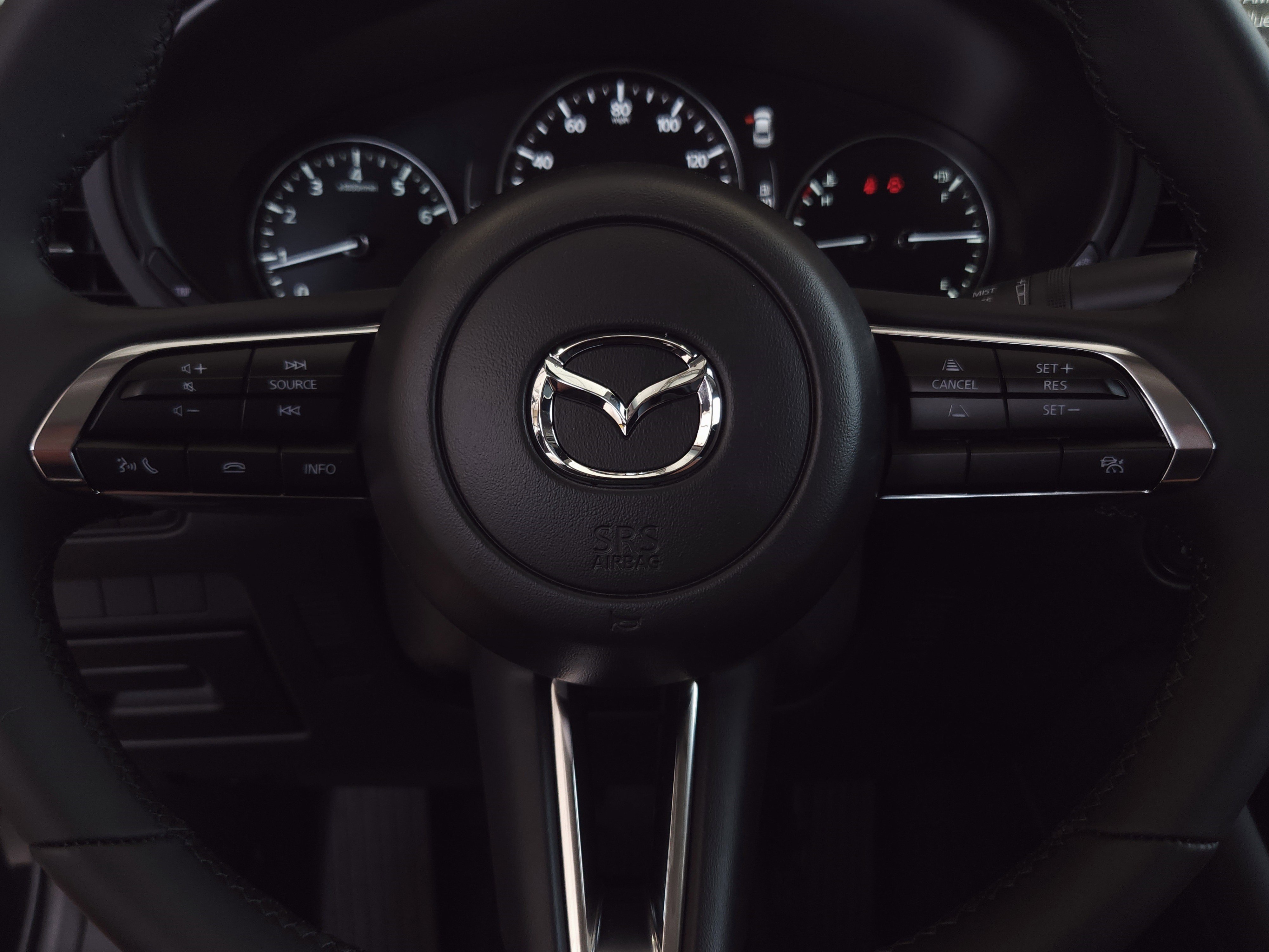2025 Mazda Mazda3 Sedan 2.5 Select Sport photo 11