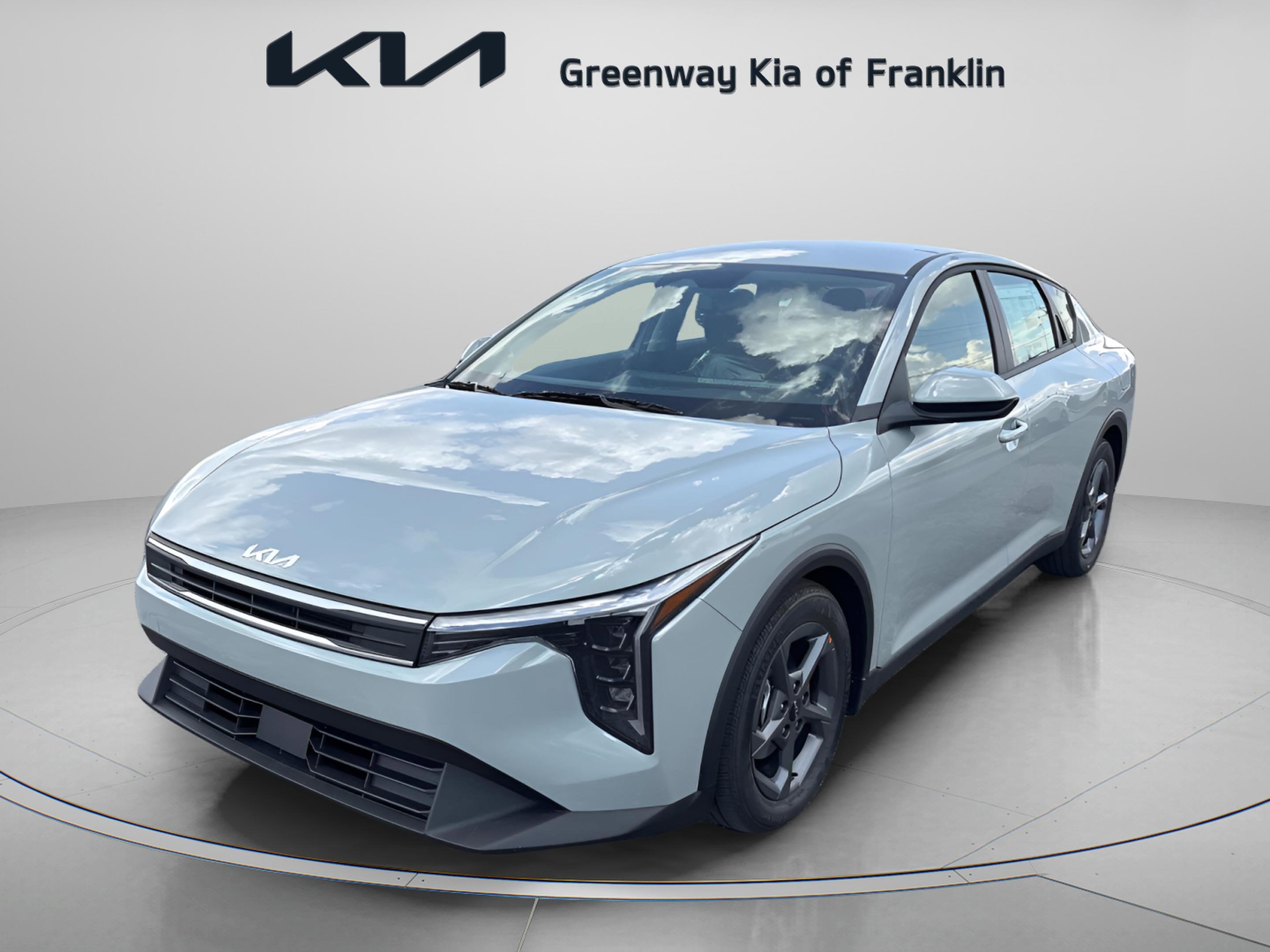 2025 Kia K4 LXS photo 3