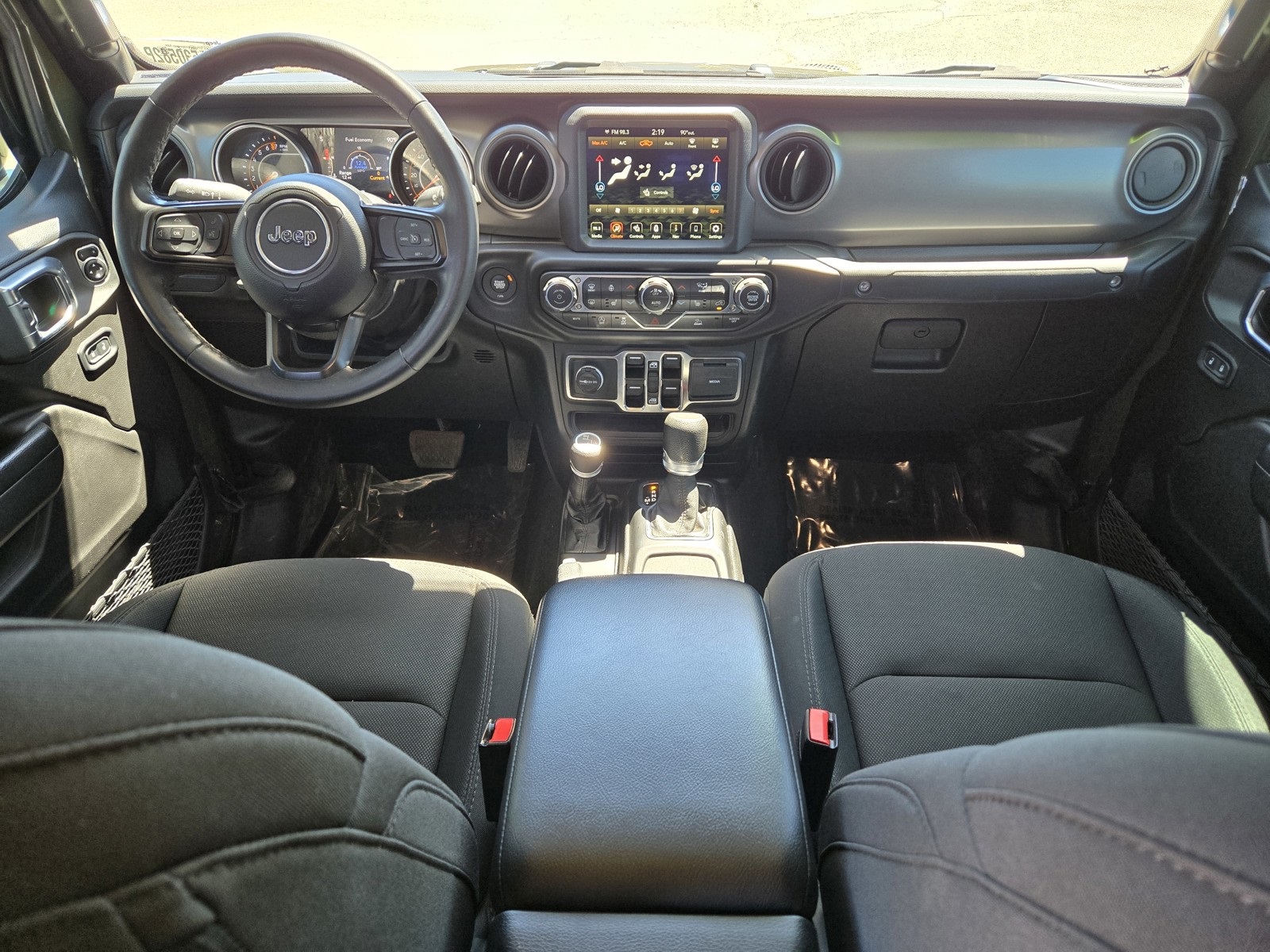2023 Jeep Gladiator Willys photo 11