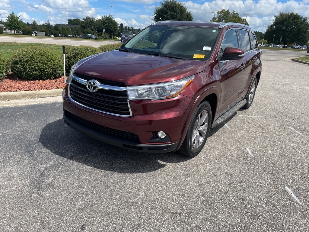2015 Toyota Highlander XLE photo 2