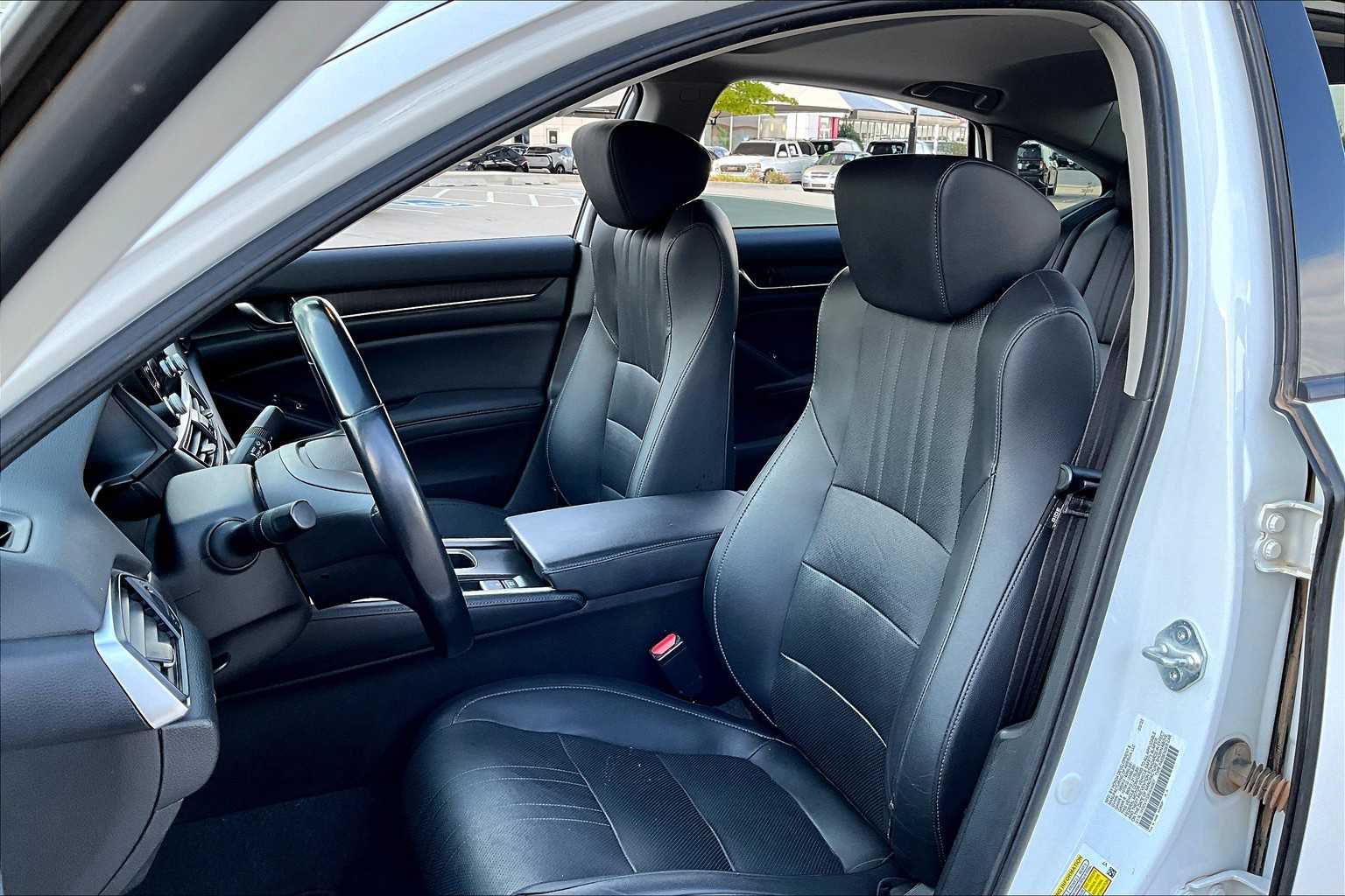 2022 Honda Accord EX-L photo 7