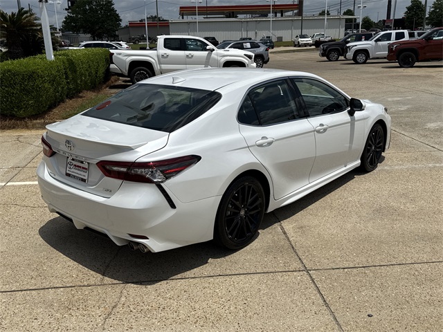 2023 Toyota Camry XSE photo 3