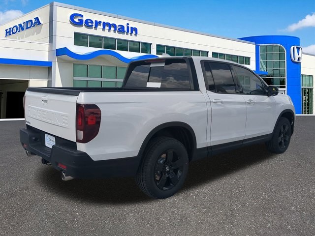 2025 Honda Ridgeline Black Edition photo 3