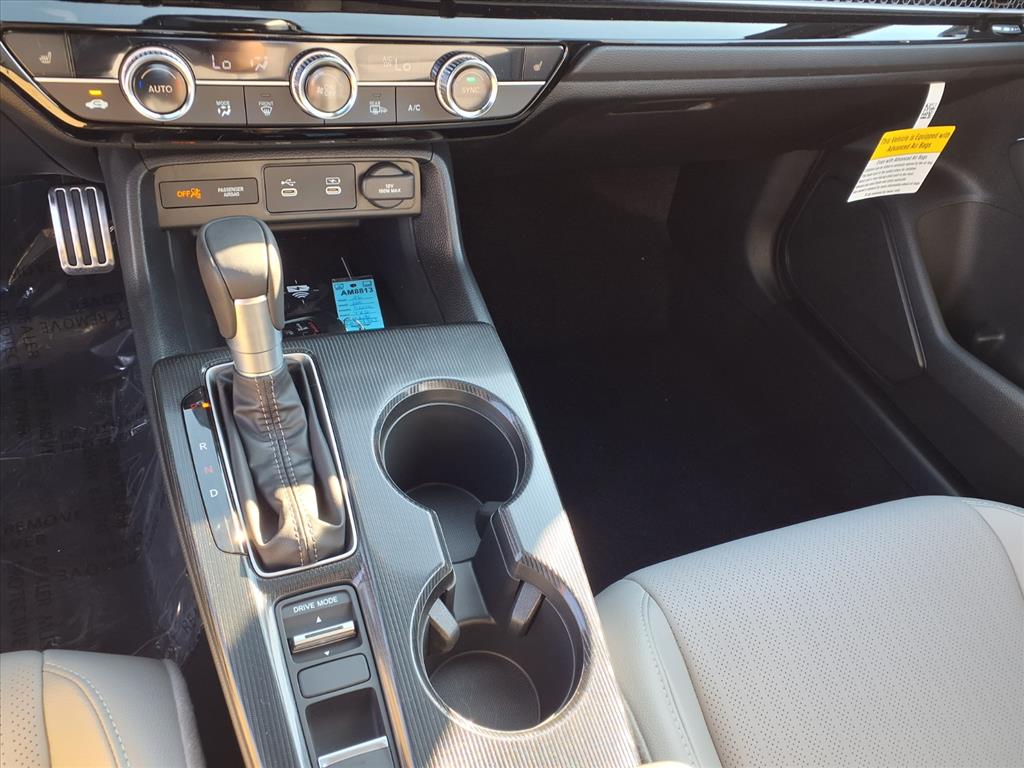 2026 Honda Civic Hybrid Sport Touring photo 9
