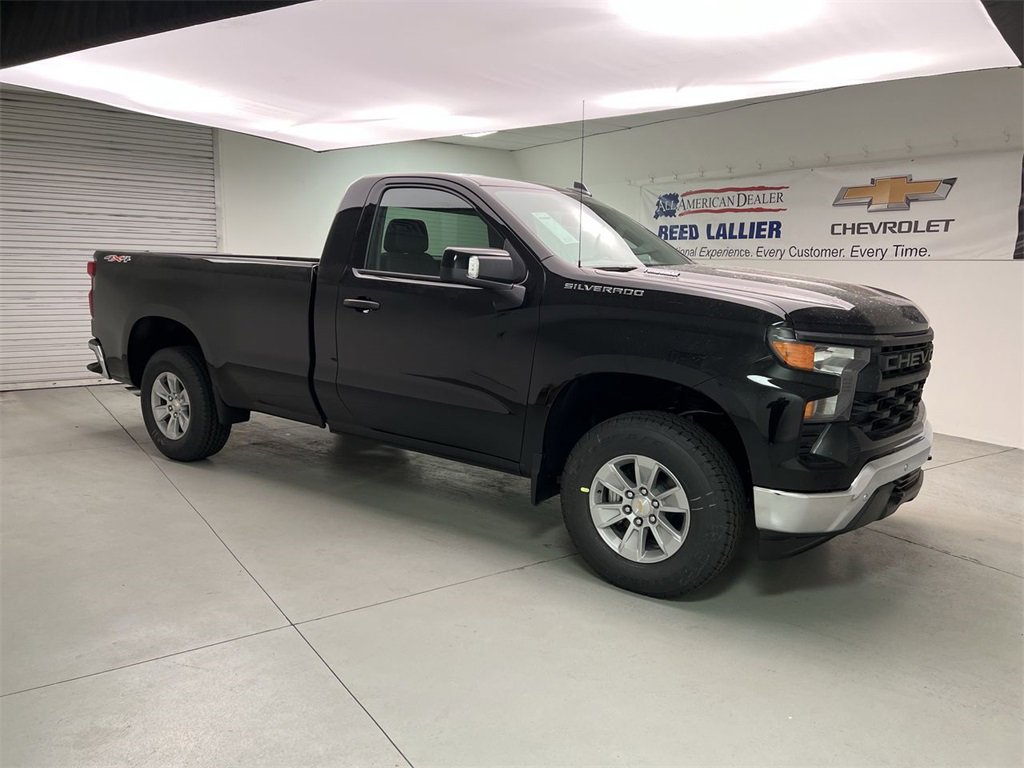 2025 Chevrolet Silverado 1500 photo 2
