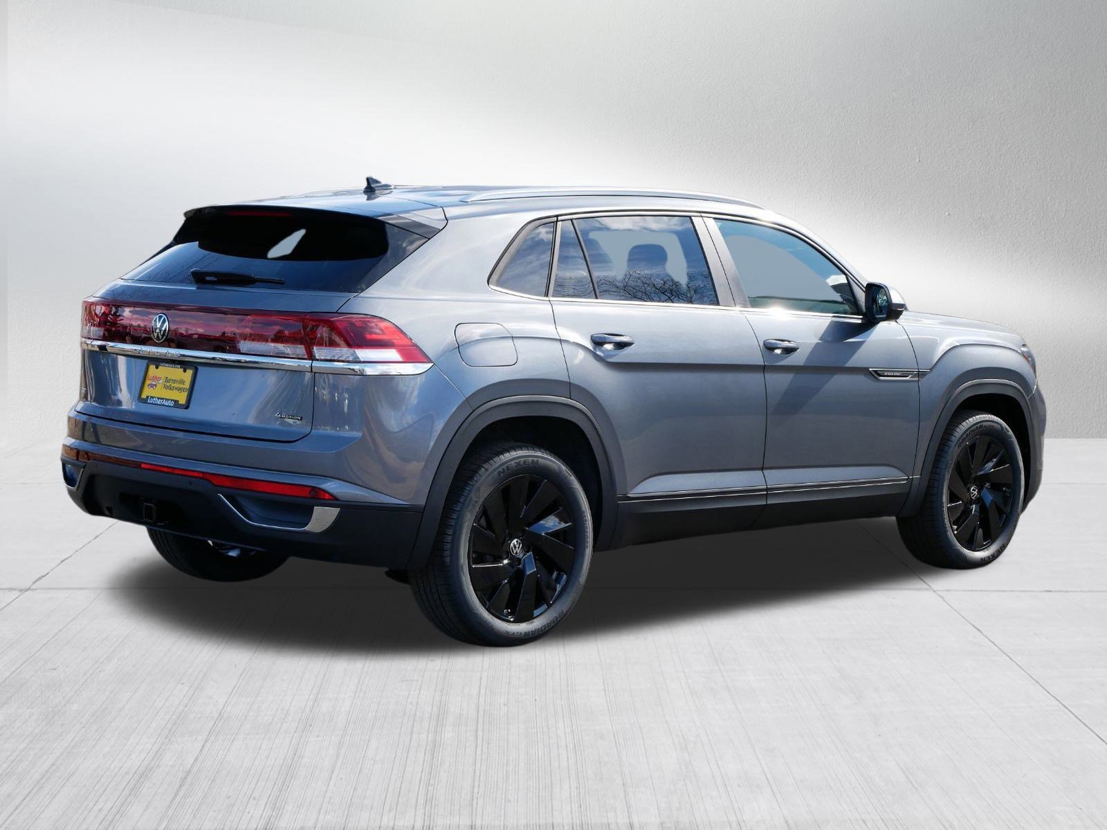 2025 Volkswagen Atlas Cross Sport SE Technology photo 4