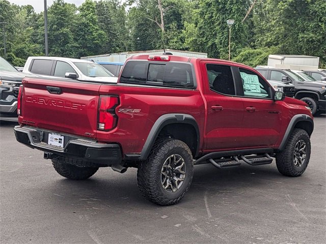 2025 Chevrolet Colorado ZR2 photo 3