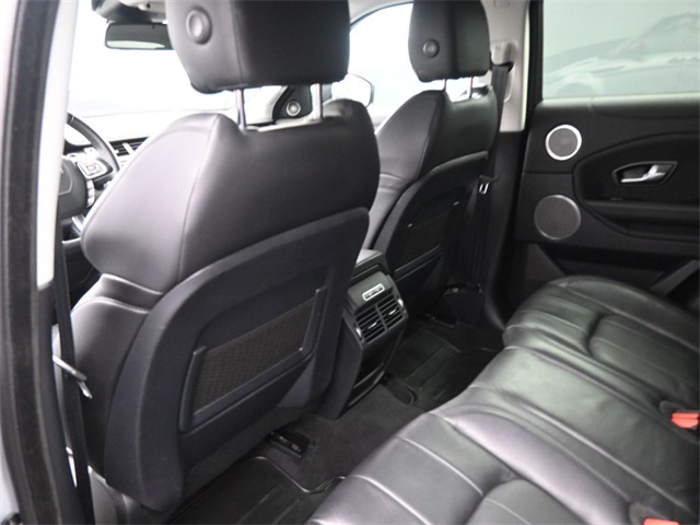 2018 Land Rover Range Rover Evoque SE photo 12