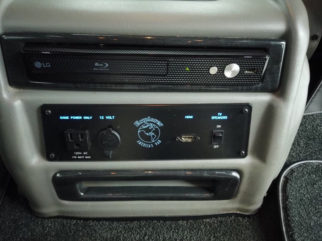 2023 Chevrolet Express photo 42